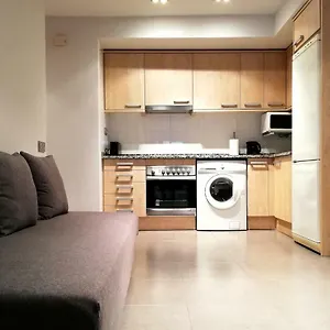 https://mazi-apartments-nest.catalonia-hotels.com