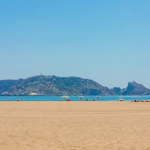 https://estartit-vista-mar-25.catalonia-hotels.com